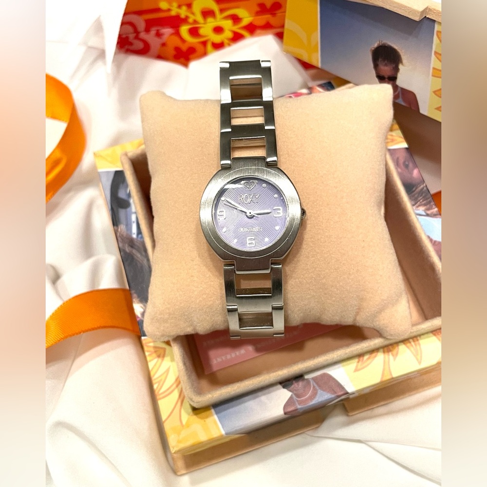 NIB ROXY Vintage Y2K Purple and Silver Women’s Round Face Link Watch NWT